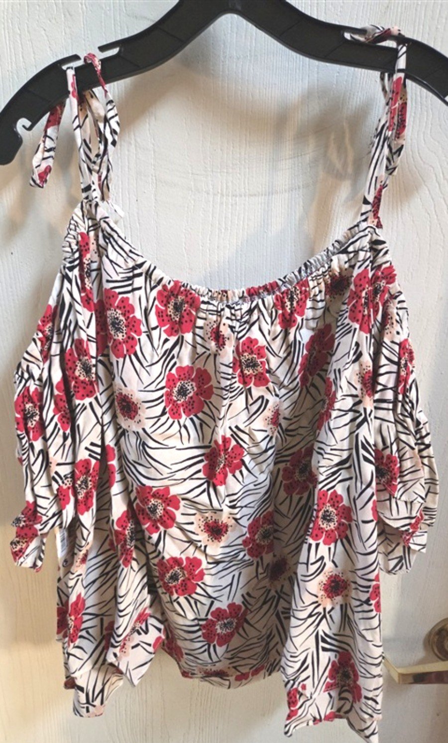 NWT Anthropologie M Everleigh Poppy Layered Ruffle Cold Shoulder Shirt 136370