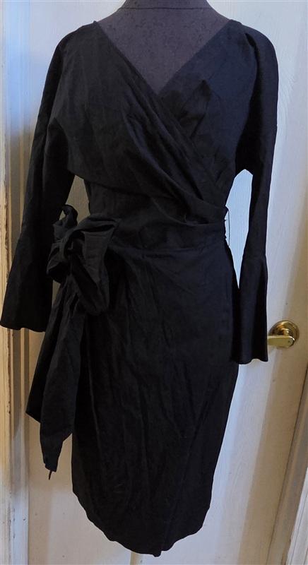 NWOT Wayf S Long Sleeve Midi Wrap Dress Black 136404