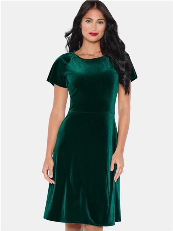 NWT The Place XL Adult Green Velvet Boat Neck Cocktail Dress 136407