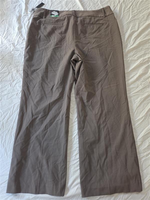 NWT Alfani 16S Trouser Curvy Dress Pants Taupe Brown 136410