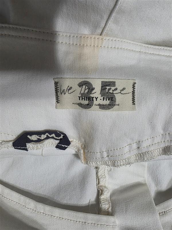 NWOTD WE FREE PEOPLE 35 High Rise Raw Hem Distressed Wide Leg White Jeans 136446