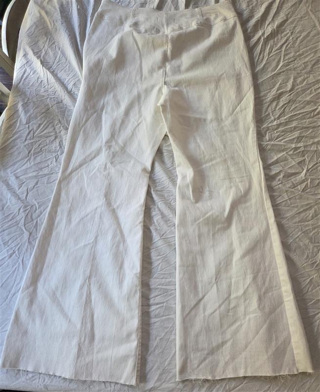 NWOTD WE FREE PEOPLE 35 High Rise Raw Hem Distressed Wide Leg White Jeans 136446