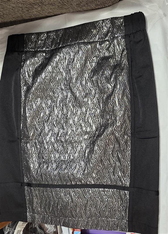 NWT Lucy Paris M Silver Metallic & Black Elegant Mini Skirt 136452