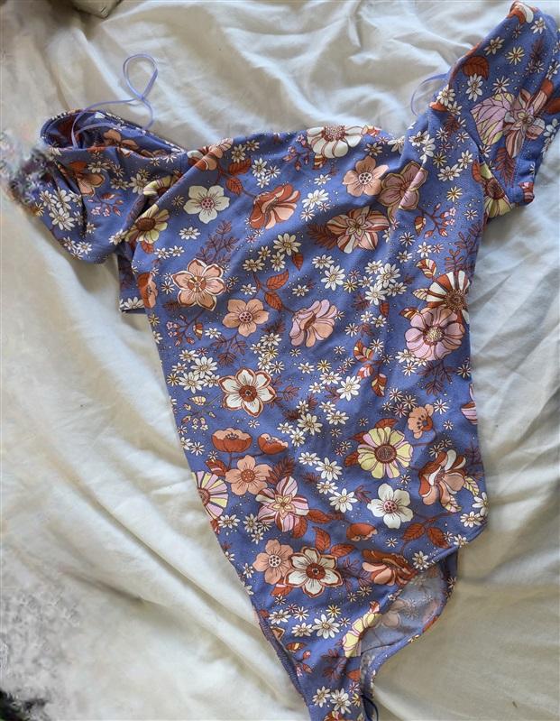 NWOT LUSH S Sammi Cross-Body Cutout Bodysuit Blue Orange brown 136463