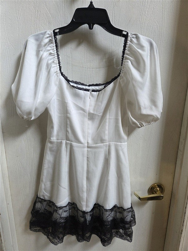 NWOT Lush S Milkmaid Coquette Off the Shoulder White Black Lace 136528
