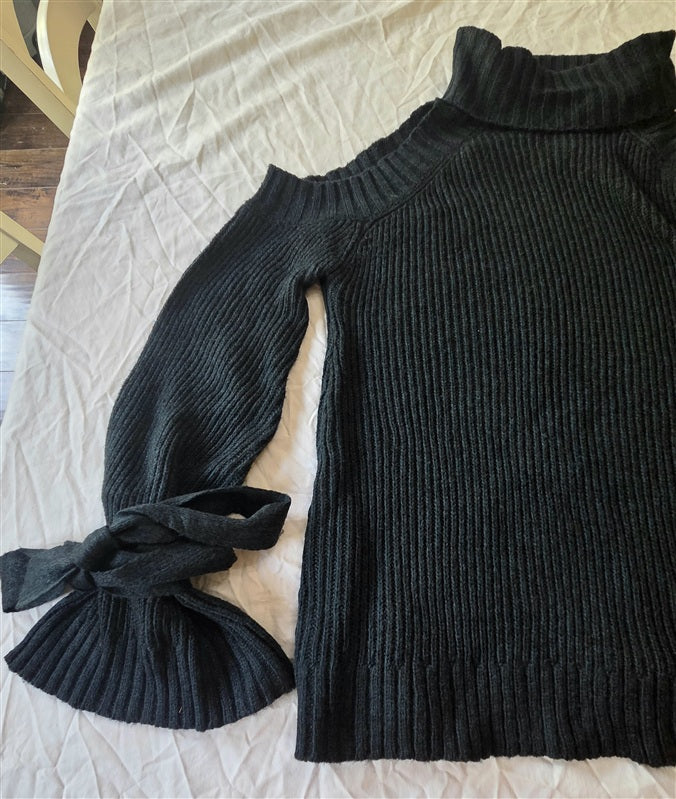 NWT Anthropologie J.O.A. M Cold Shoulder Turtleneck Sweater Tie Sleeves 136543