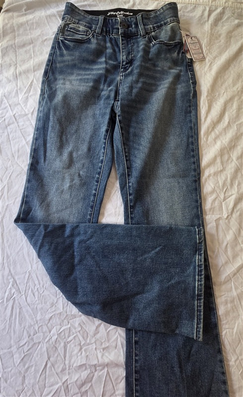 NWT Flag & Anthem 6 /28 Boot Cut Jeans Stretch 136544