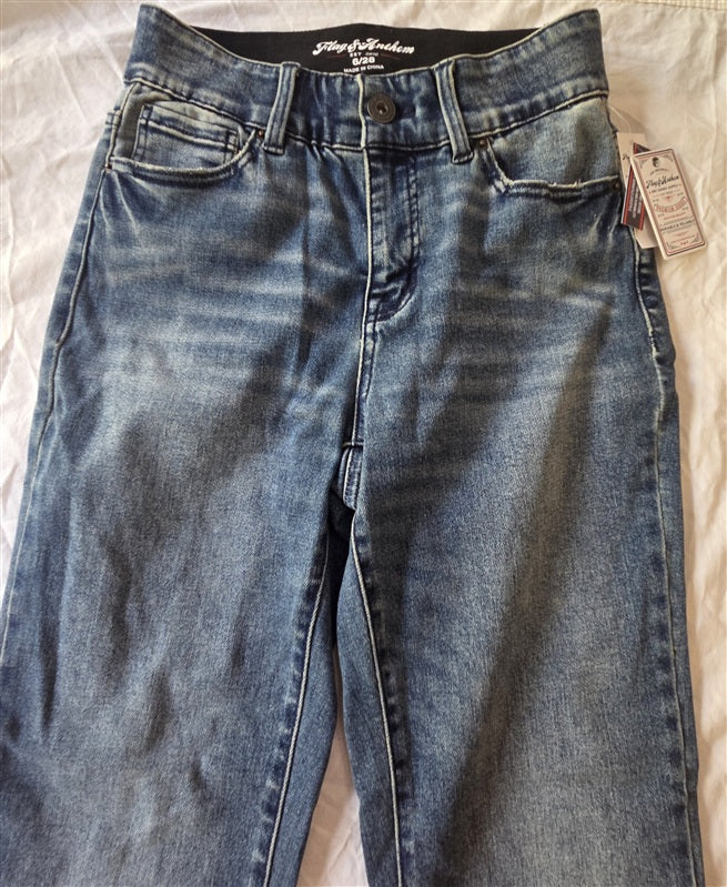 NWT Flag & Anthem 6 /28 Boot Cut Jeans Stretch 136544