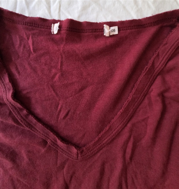 NWOT Michael Stars OS Supima Long Sleeve Raw Edge V Neck Tee Shirt 136548