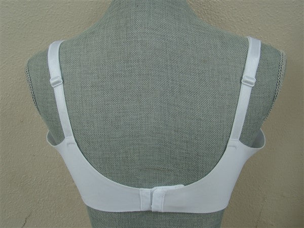 NWOT Warners 38D No Side Effect Underarm Smooth Underwire Bra 1356 White 136566