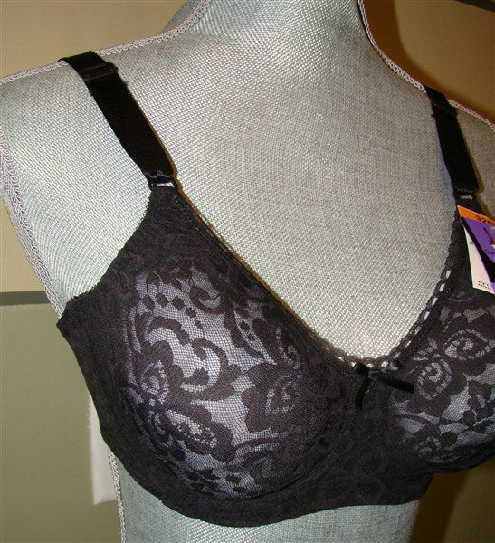 NWT Bali 38D Lace 'N Smooth Seamless Cup Underwire Bra 3432 Black 136571