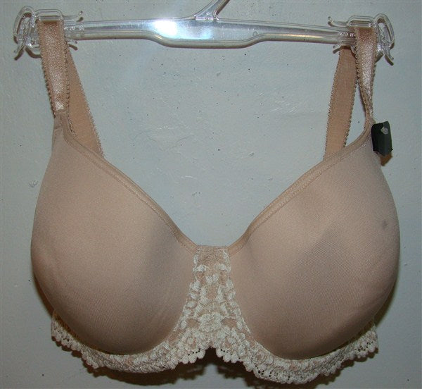 NWTD Wacoal 36B Beige Embrace Lace Underwire T Shirt Bra 853191 136579