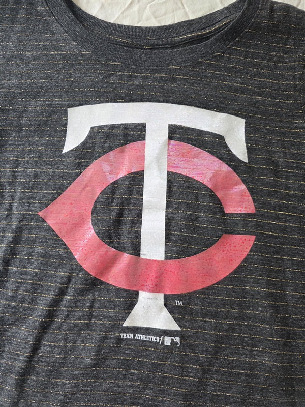 NWOT MLB M 7-8 Minnesota Twins Girls Glitter Stripe Baseball T Shirt 136642