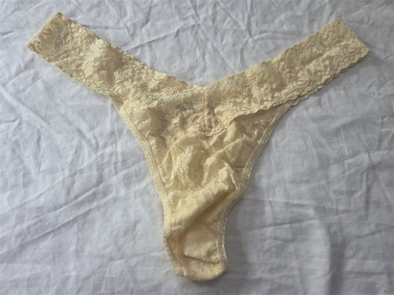 NWOT Hanky Panky Yellow PLUS Signature Lace Original Rise Thong Underwear 136667