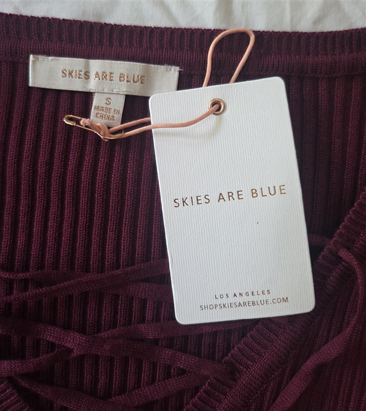 NWT Skies are Blue S Lace up Corset V neck Ribbed Knit Sweater Wine 136694