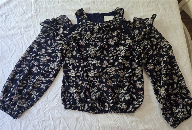 NWT Anthropologie J.O.A. XS High Neck Cold Shoulder Floral Blouse 136702