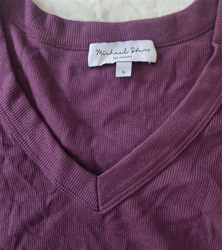 NWOT Michael Stars S Sylvie V-Neck Shirred Sides Tee Wine 136705
