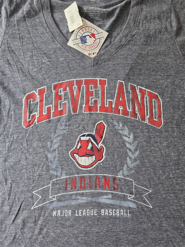 NWT Soft a Grape L Cleveland Indians Women's V neck T Shirt 136758