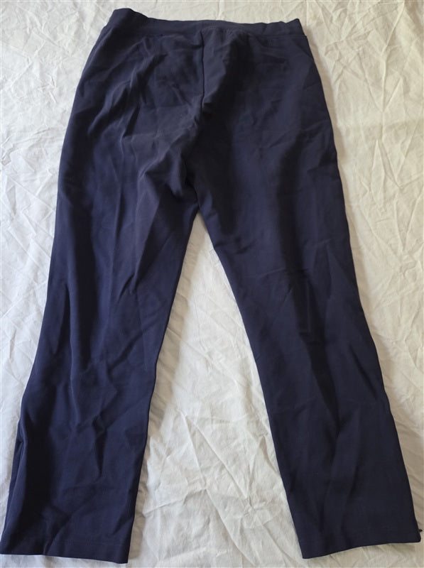 NWOT Aventura M Roma Crop Pant Blue Zip Ankle 136846