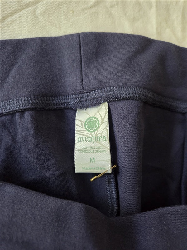 NWOT Aventura M Roma Crop Pant Blue Zip Ankle 136846