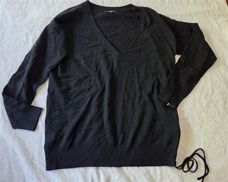 NWT NYJD S V Neck Side Drawstring Black Wool Blend Sweater 136849