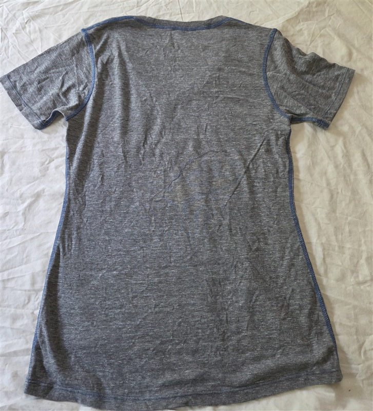 NWT Pro Edge XL Kentucky Wildcats Women's V neck T Shirt 136908