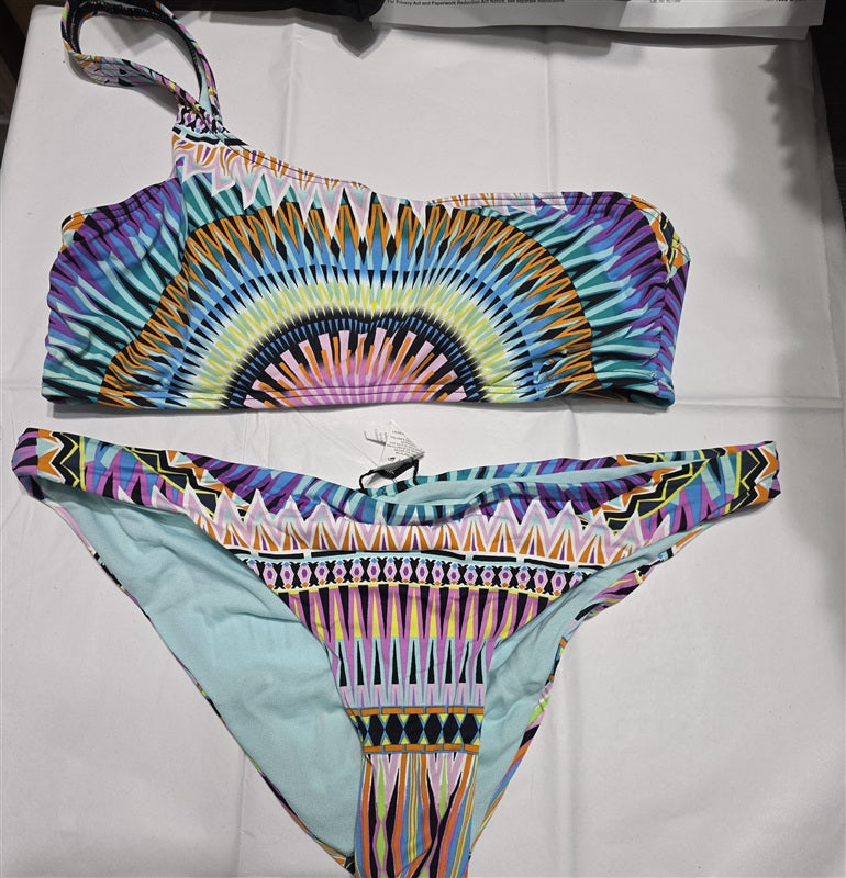 NWT BarIII Sunburst Geo L 1 Shoulder Bikini Swim Top & Hipster Bottom Set 136917