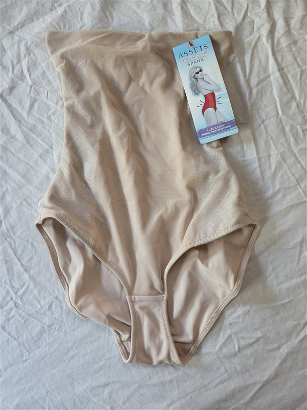 NWT Assets S Red Hot by Spanx Luxe And Lean High-Waist Panty 2525 Beige 136928