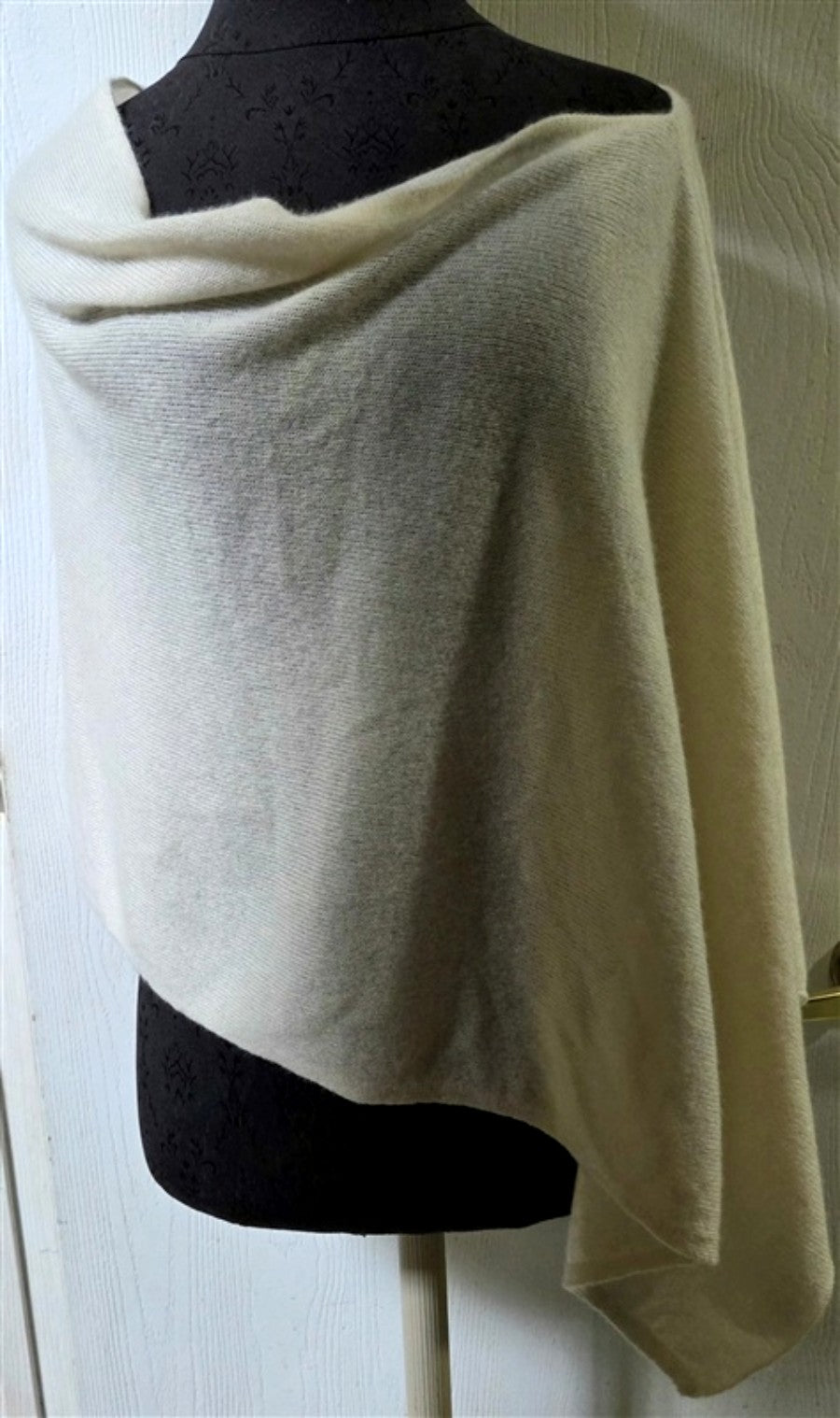 NWT Rachel Zoe OS Cashmere Ivory Cape Poncho Knit 137080