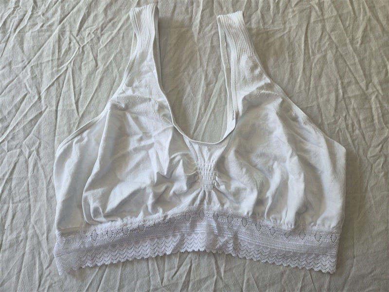 NWOT Bali L Bra Comfort Revolution Seamless Microfiber Crop Top 103J Lace 137115