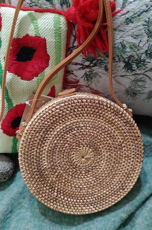 Collection 18 Round Wicker Rattan Purse For Needlepoint Craft 76792