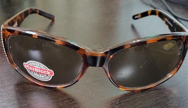 NWT Foster Grant Chelsea Rhinestone Tortoiseshell Polarized Sunglasses #91900