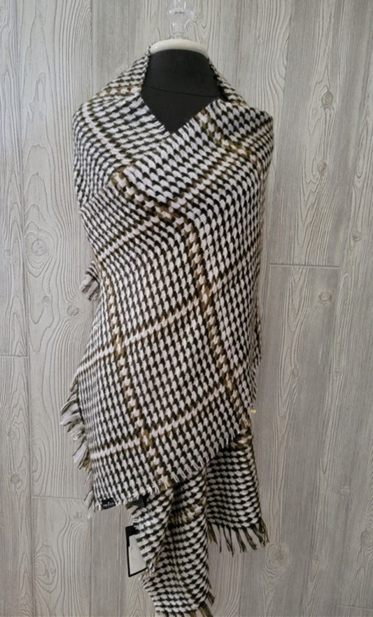 V Fraas Houndstooth Blanket Scarf Wrap Olive Black White 92113