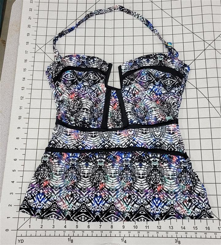 NWT Island Escape 6 Antiqua Bandini Strapless Aloha Tribal Tankini Top #87119