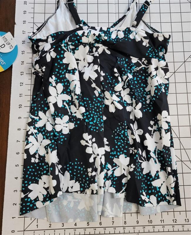 NWT Swim Solutions 6 Garden Confetti tummy control Tankini swim top 87700