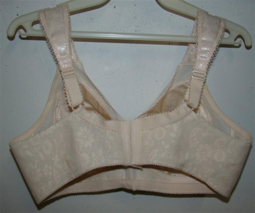 NEW Playtex 18 Hour 42D Original Comfort Strap Wirefree Bra 4693 Ivory #90154