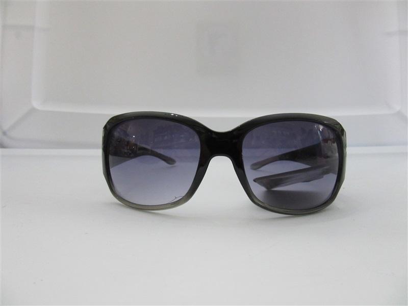 NWT Foster Grant Contemporary Black Wrap Sunglasses Black Polarized Lens #92752