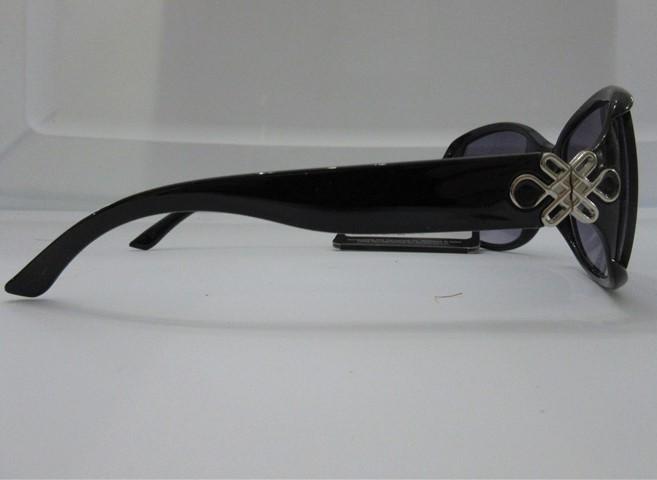 NWT Foster Grant Silver Butterfly Black Bug Polarized Sunglasses 92763