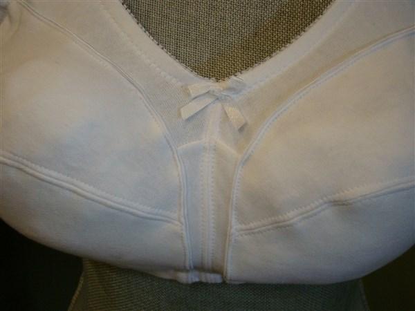 NWOT Comfort Choice White 44B Soft Cup Full Coverage Bra #93771