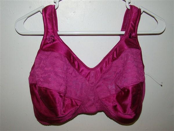 NEW Comfort Choice 44B Easy Enhancer Wirefree Allover Lace Bra Fuchsia #93792