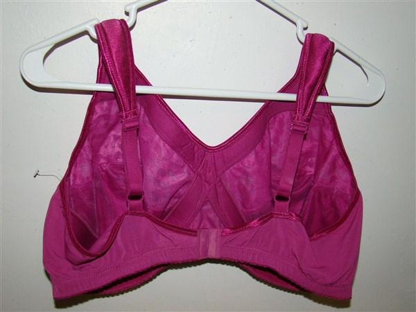 NEW Comfort Choice 44B Easy Enhancer Wirefree Allover Lace Bra Fuchsia #93792