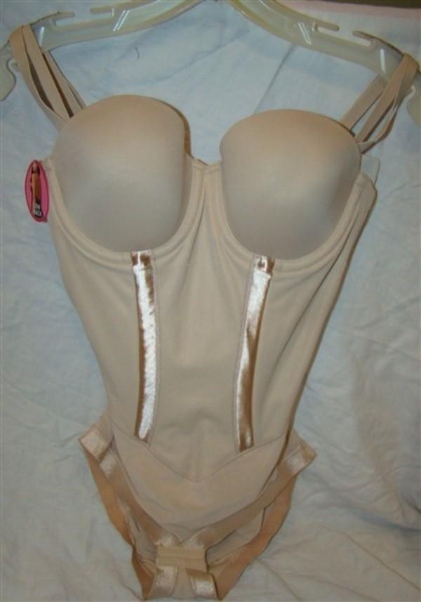 NWOT Flexees 40D Easy Up Strapless Firm Control Bodybriefer 1256 Beige #93945