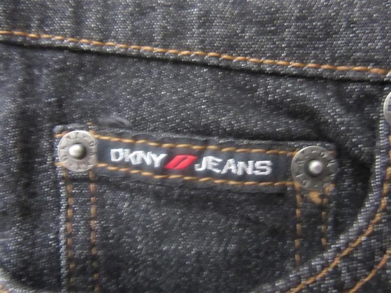 NWOT DKNY 30 Straight Leg Jeans Dark Blue 94108