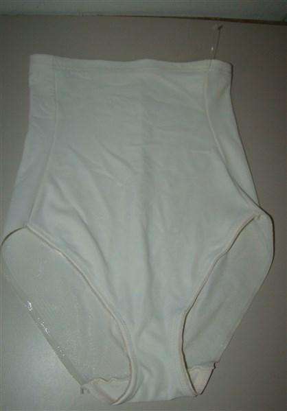 NWOT Naomi & Nicole Firm M High Waist Brief Shapewear 775 Beige 94382