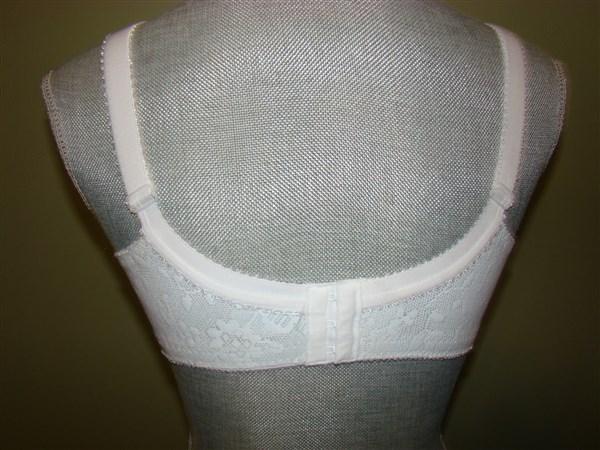 NWOT Playtex 46B Full Figure 18Hr Classic Full Coverage Soft-Cup Bra 0020 94604