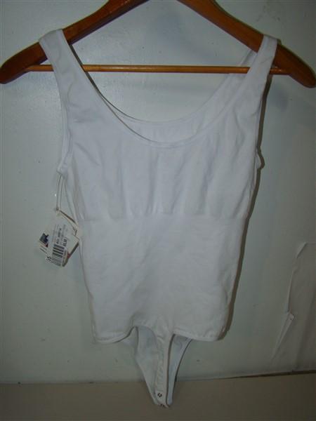 NWTD Yummie Tummie 1X/2X Ruby Scoop Neck Bodysuit White #95139