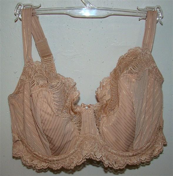 NWOT Paramour 32DD Full Busted Seamless Contour 115353 Beige #95294