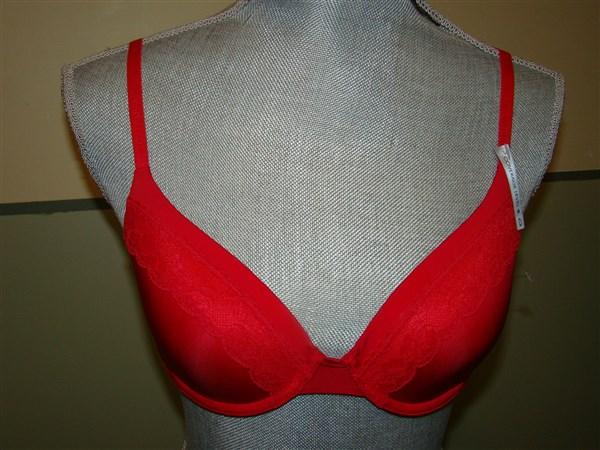 NWT Calvin Klein 32D RED Demi Bra Tonal Roses #F3307 #95336