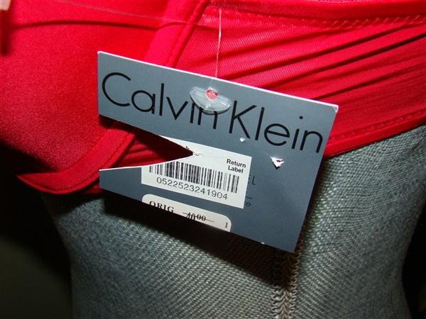 NWT Calvin Klein 32D RED Demi Bra Tonal Roses #F3307 #95336