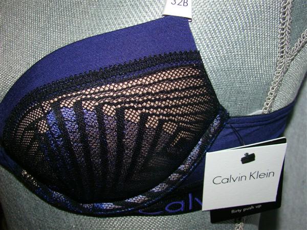 NWT Calvin Klein 32C Dual Tone Special Ed Flirty Push Up Bra QF1344 Black 95355